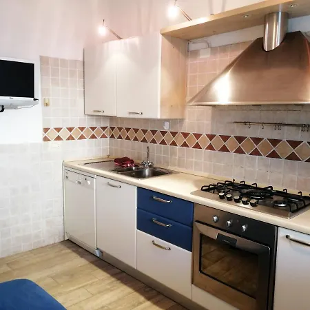 Daire Lisa's Marina Center *