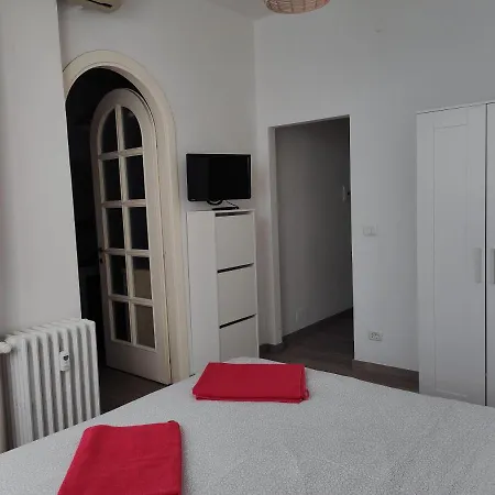 Lisa's Marina Center Apartment *